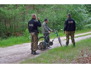 Bisikletle Polonya’ya Kaçak Girmeye Çalışan Türk Yakalandı