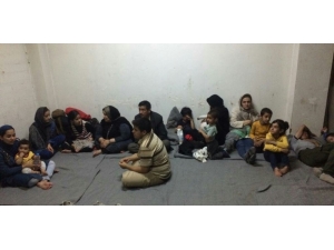 Ayvalık’ta Afganistan Uyruklu 32 Kaçak Göçmen Yakalandı