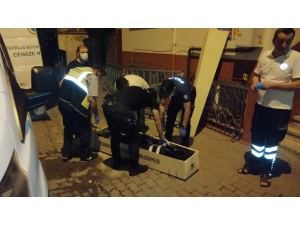 Psikolojik Rahatsızlığı Olduğu İddia Edilen Bir Kişi 1’polis 3 Kişiyi Yaraladı 1 Kişiyi Öldürdü