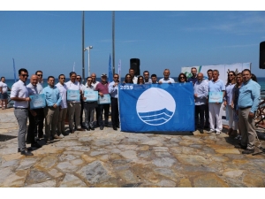 Kuşadası’nın 2019 Yılı Mavi Bayrakları Dalgalanmaya Başladı