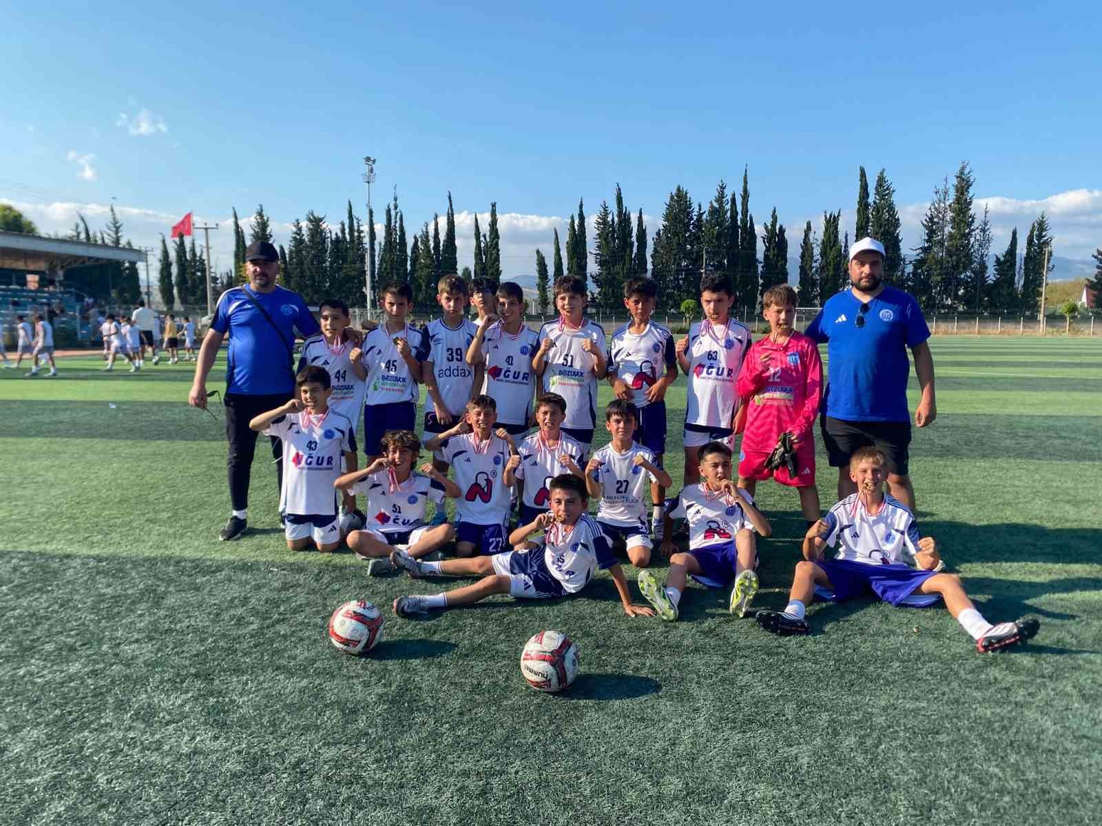 1299-bilecikspor-kulubu-nun-minik-futbolculari-goz-doldurdu
