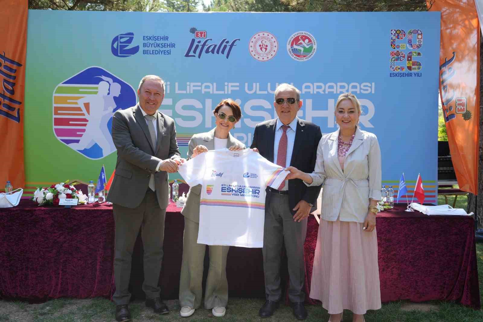 eti-lifalif-uluslararasi-eskisehir-yari-maratonu-icin-geri-sayim-basladi