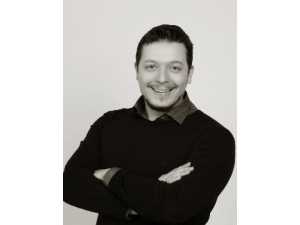 Diş Etindeki Çekilmelere Dikkat