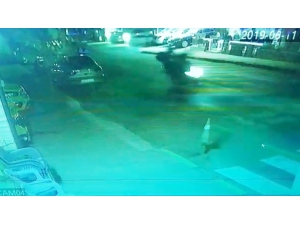 Motosiklet Yayaya Çaptı: 1 Ölü, 2 Yaralı