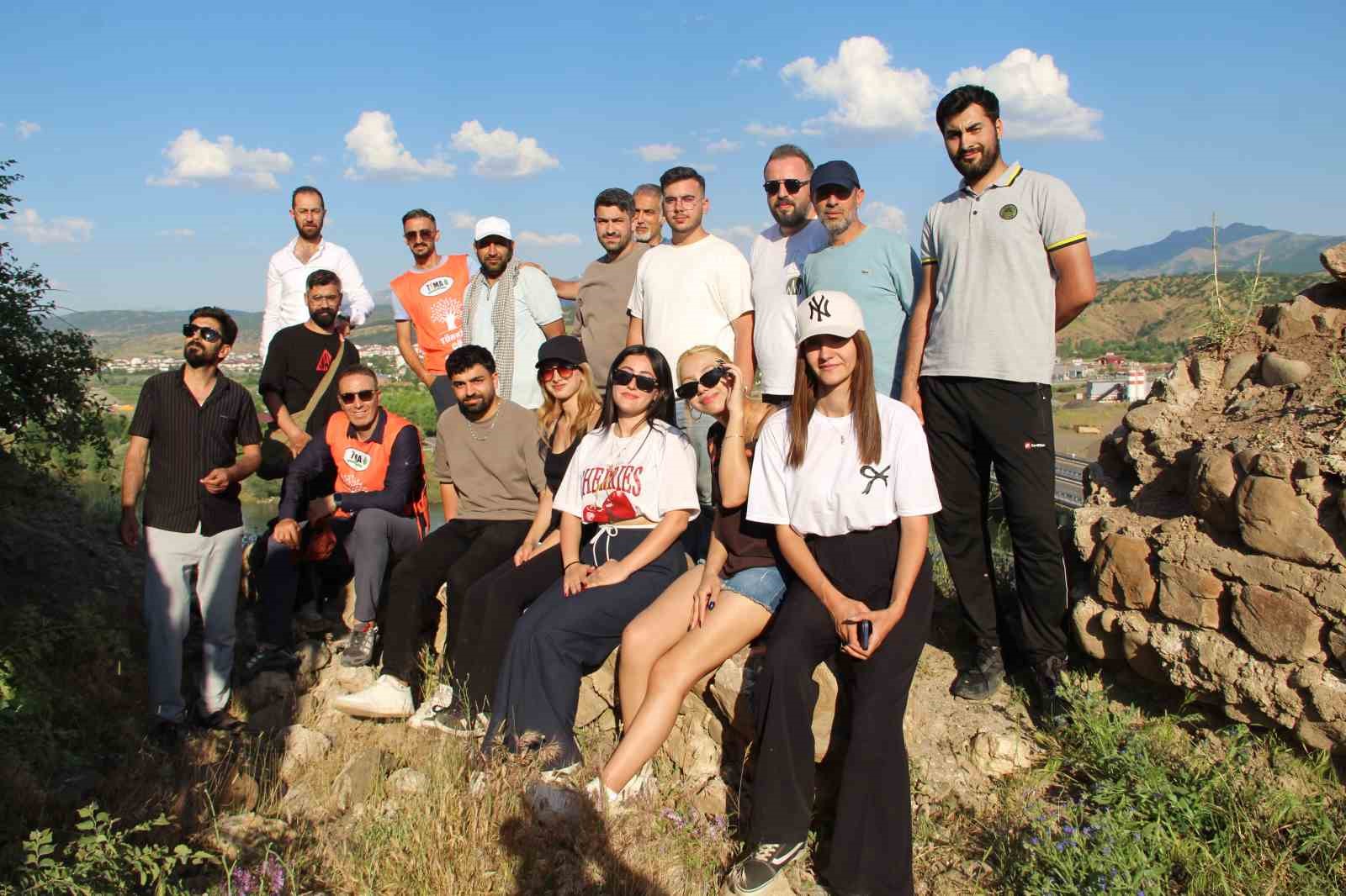 bingol-de-tarihi-kalelere-gezi
