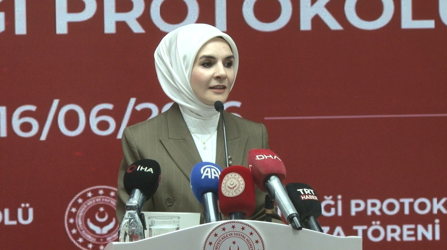 bakan-goktas-soydas-ve-akraba-topluluklarla-kurdugumuz-gonul-bagini-daha-da-guclendiriyoruz