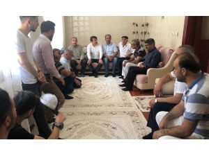 Aydemir Esenyurt’ta Dadaşlarla İstişare Etti