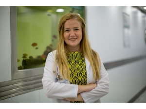 Pasif Sigara İçimi Gözlerde Kaşıntı Ve Batma Hissine Neden Olabilir