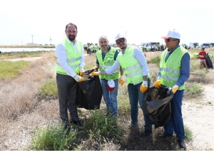 Çiğli Kıyıları Pırıl Pırıl