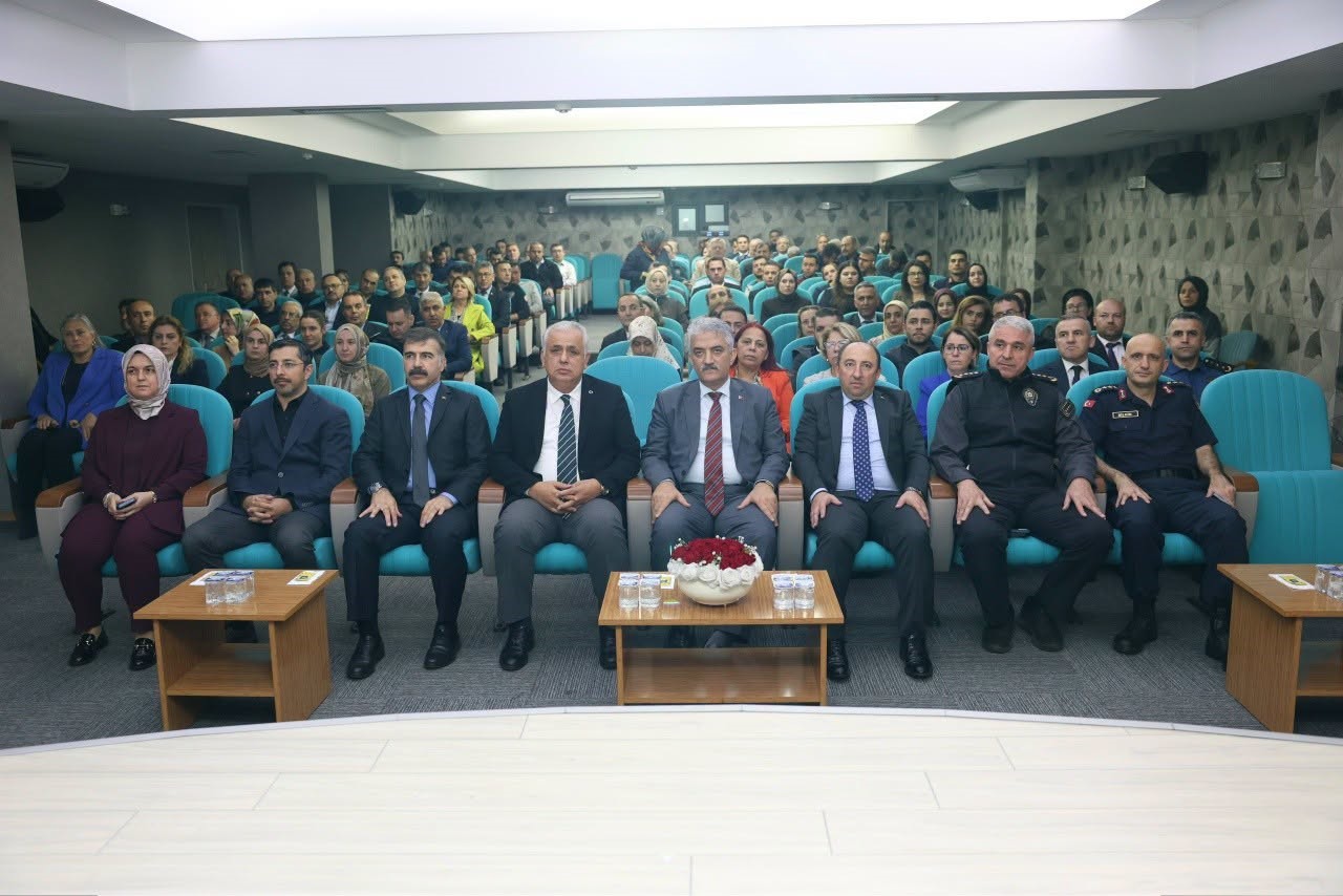 osmanli-turkcesi-egitimi-icin-bilgilendirme-toplantisi