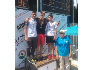 Milli Yüzücüden Bulgaristan’da Büyük Başarı