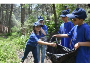 Kızılcahamam’da Öğrenciler Çevre İçin El Ele Verdi