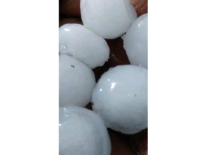 Kırşehir’de Taş Büyüklüğünde Dolu Yağdı