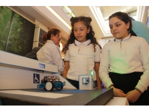 Parlak Fikirler Görücüye Çıktı