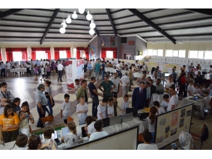 Edremit 1. Bilişim Şenliği 81 Projeyle Başladı