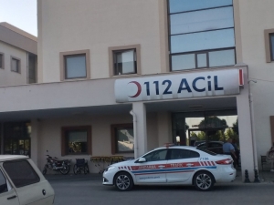 İki Otomobil Çarpıştı: 5 Yaralı