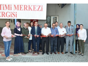 Mustafakemalpaşa Hem Yılsonu Sergisi Açıldı