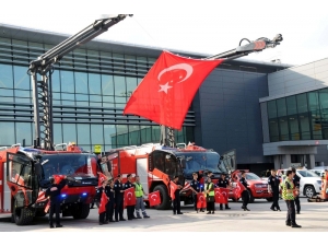 A Milli Futbol Takımı, Yurda Döndü