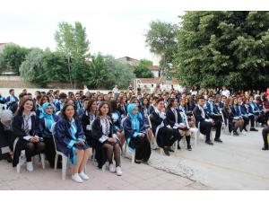 Çan Anadolu Lisesi’nde Mezuniyet Coşkusu