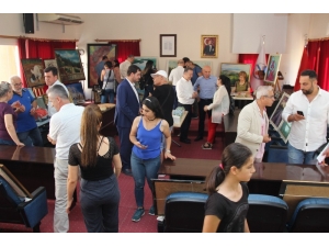 Ressam Ali Taş, Samandağ’da Resim Sergisi Açtı