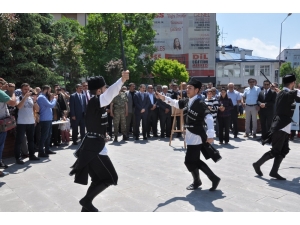 Kars’ta “Öğrenme Şenlikleri” Sergisinin Açılışı Yapıldı
