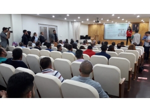 Kars Valisi Türker Öksüz, Kursa Katıldı Ders Dinledi