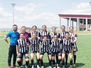 Kayseri Gençlerbirliği Kadınlar 2.ligine Yükseldi