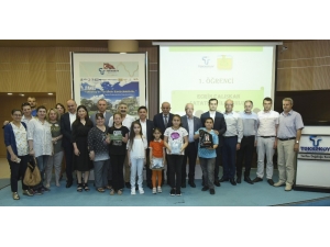 Tekkeköy Belediyesi Öğrencileri Ödüllendirdi