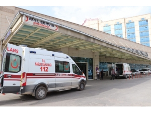 Siirt’te Traktör Devrildi: 4 Yaralı