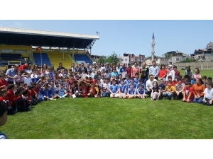 Şampiyon Ali Rıza Demircan İlkokulu Oldu