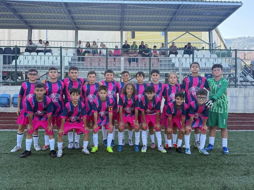 4-eylulspor-adini-yari-finale-yazdirdi