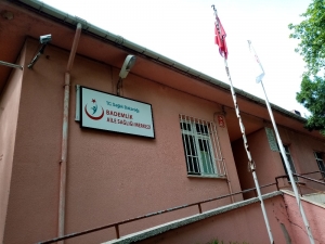 Sağlık Merkezinin Telefon Kablolarını Kestiler