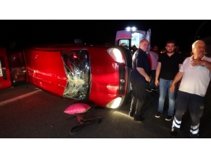 Tem’de Araç Takla Attı, 4 Kişi Yaralandı