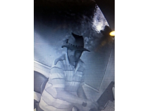 16 Kamerayı Durduran Hırsız, 1 Kamerayı Unutunca Yakalandı