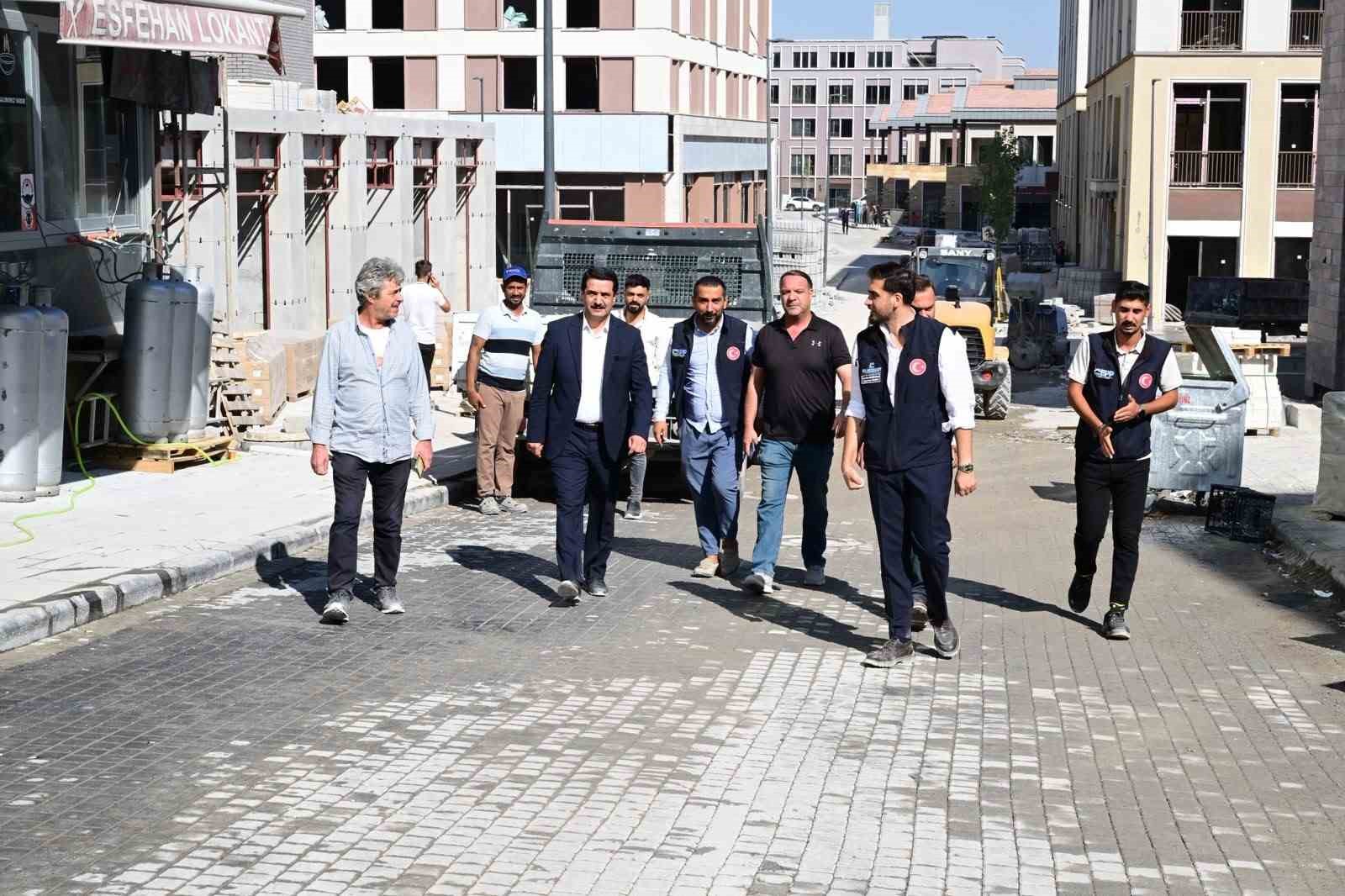 baskan-taskin-dan-semsiye-sokak-mujdesi