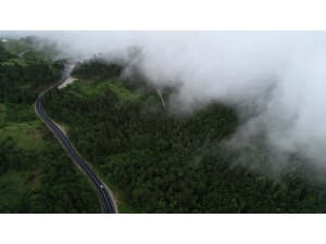 Sis, Doğayla Birlikte Eşsiz Manzara Sunuyor