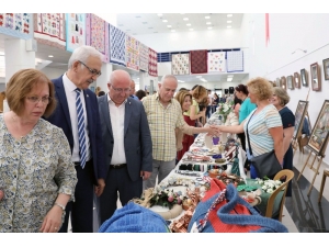 El Emekleri Sergilendi