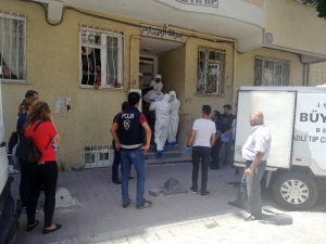 Esenyurt’ta Kocası Tarafından Öldürülen Kadının Cenazesi Adli Tıpa Kaldırıldı