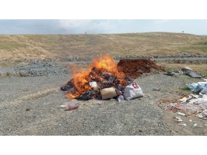 Operasyonlarda Yakalanan Kaçak Ürünler İmha Edildi