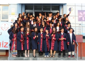 Sanatsal Gösteri Ve Mezuniyet