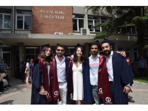 Geleceğin Eczacıları Ant İçti