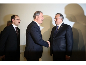 Milli Savunma Bakanı Akar, Mhp Grup Başkanvekili Akçay İle Görüştü