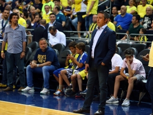 Tahincioğlu Basketbol Süper Ligi: Fenerbahçe Beko: 57 - Anadolu Efes: 74