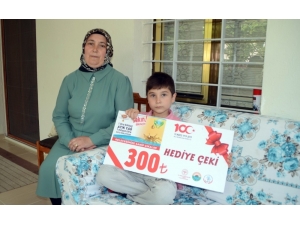 Minik Ahmet, Teyzesinin Kanser Olduğunu Ortaya Çıkardı