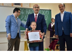 Adana’da 482 Bin Öğrenci Karne Sevinci Yaşadı