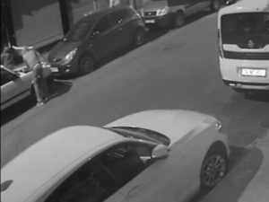 Akü Hırsızlığı Kamerada