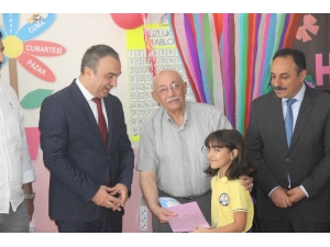 55 Bin Türk Ve Suriyeli Öğrenci Karne Aldı