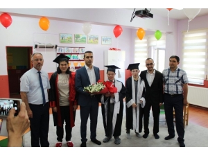 Özel Öğrencilere Özel Karne Töreni