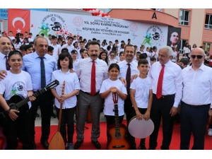 Kocaeli’de 22 Bin 640 Öğrenci Karne Sevinci Yaşadı