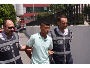 Yankesicilik Şüphelileri Sahte Kimlikle Yakalandılar